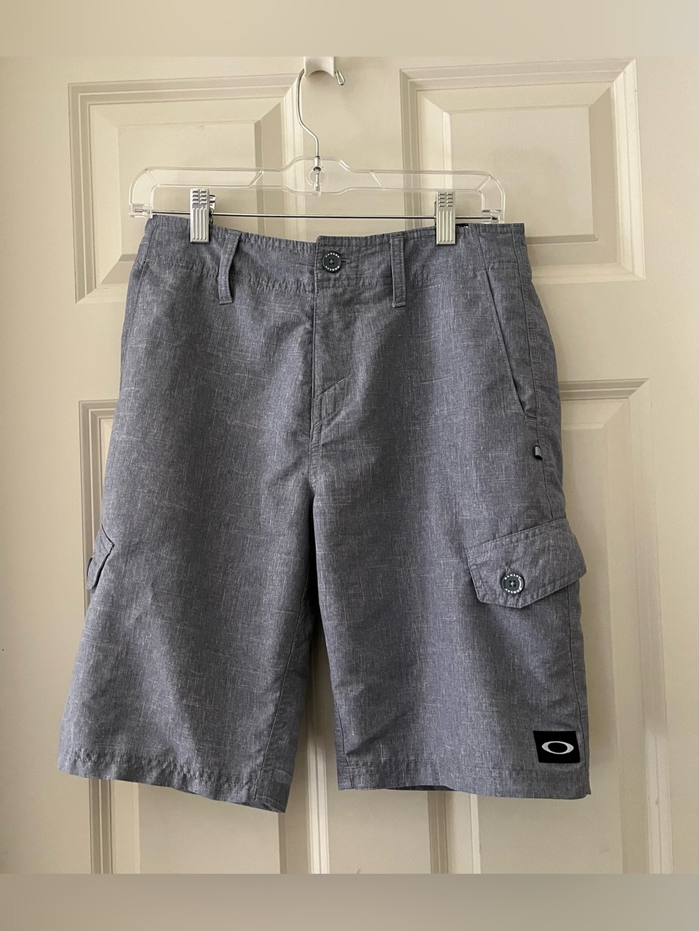 Men’s Oakley Cargo board hiking activewear shorts with pockets, light gray 28